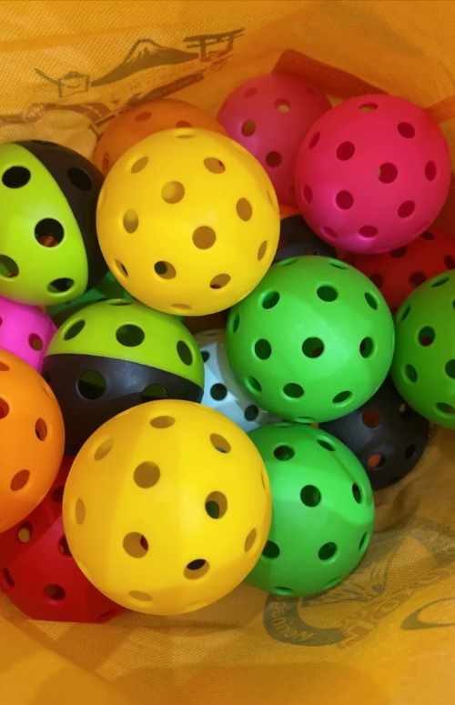 Outdoor Pickleball | 40 & 26-Hole Balls